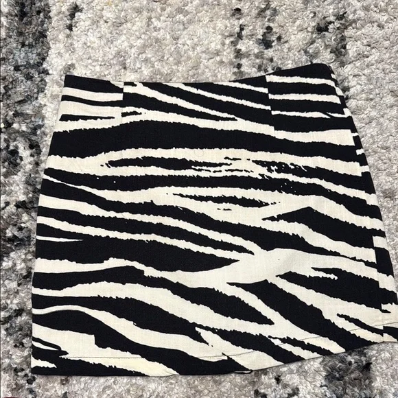 Free People Black and White Wrap Mini Skirt - Picture 7 of 8